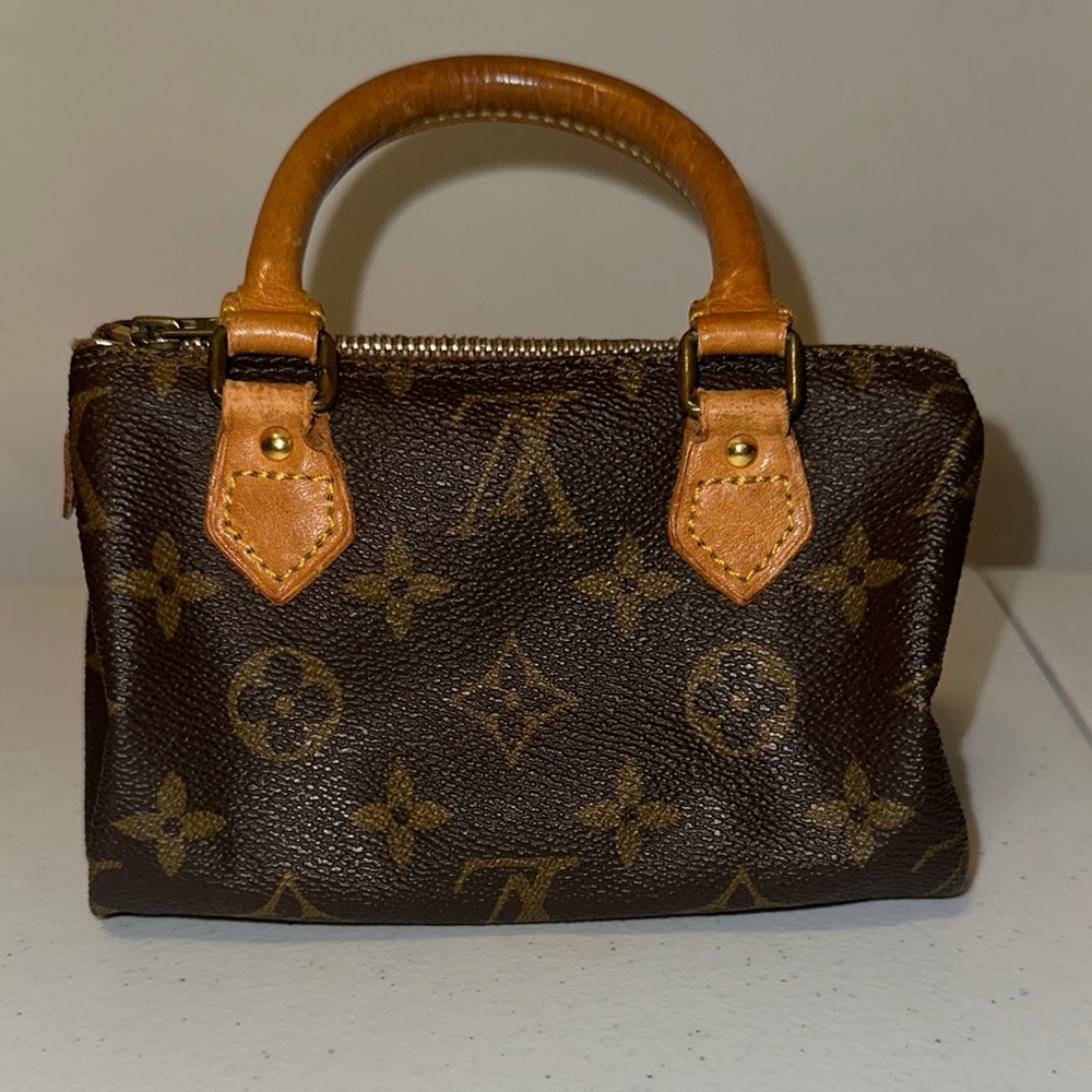 Louis Vuitton Nano Speedy